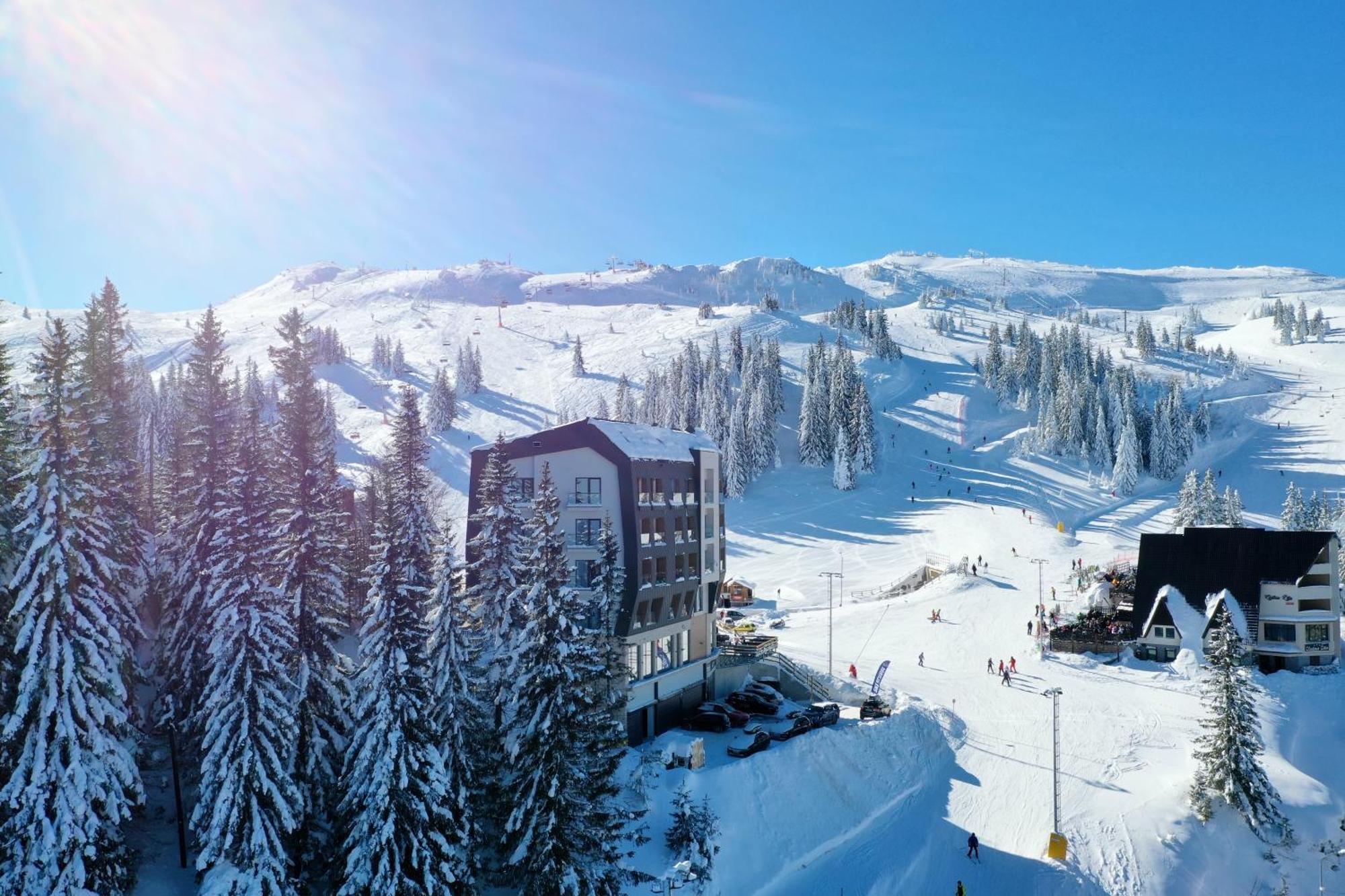 Aparthotel Rajska Jahorina Buitenkant foto