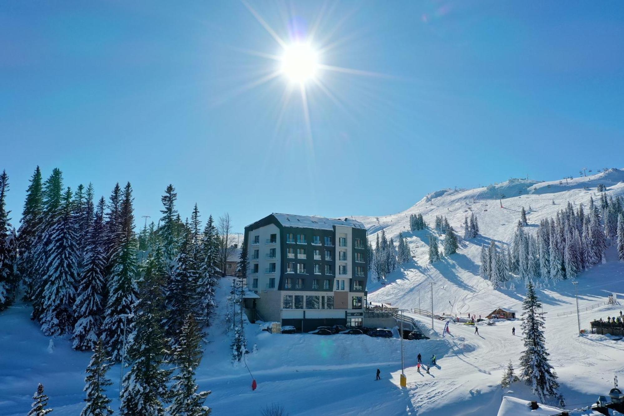 Aparthotel Rajska Jahorina Buitenkant foto
