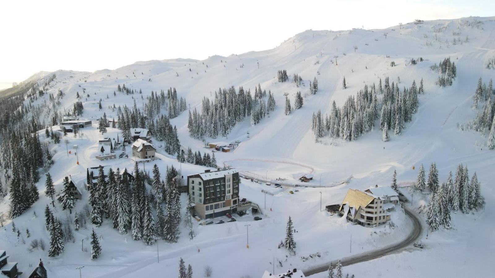 Aparthotel Rajska Jahorina Buitenkant foto